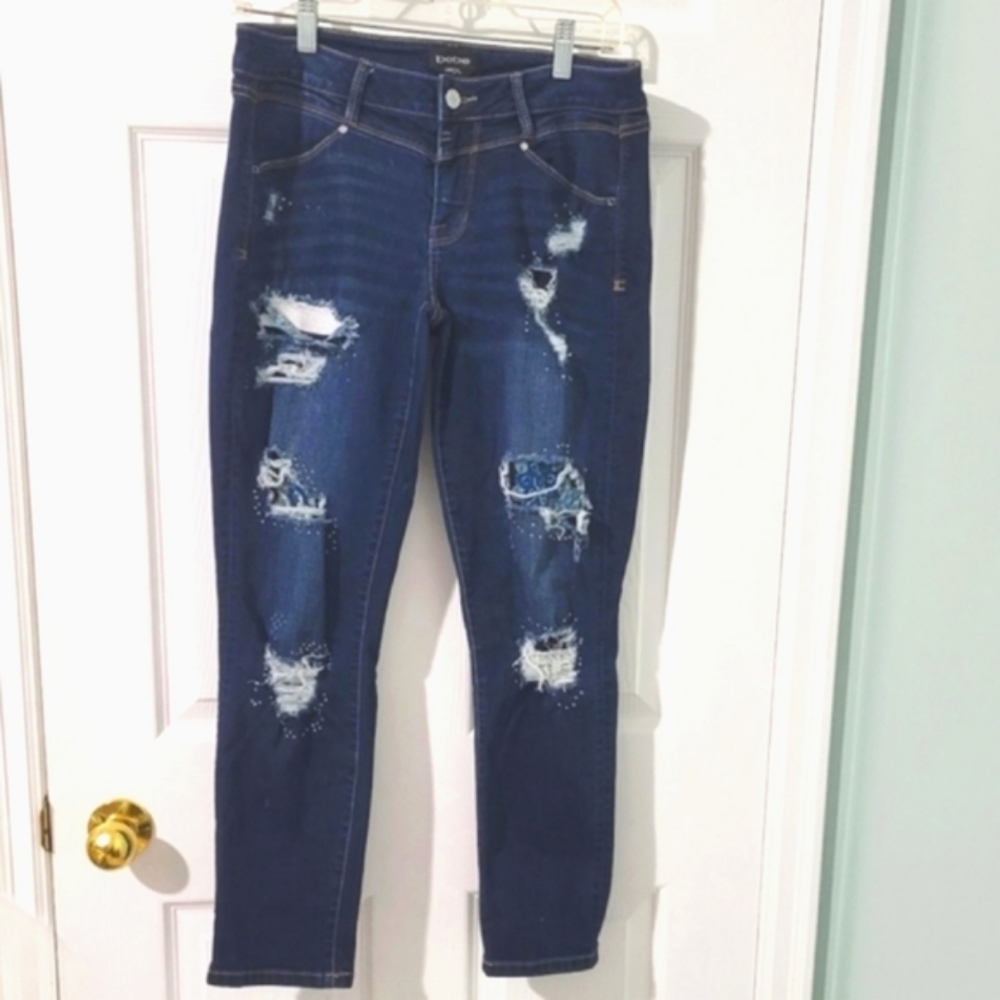 Bebe Women's Studded Distressed and Ripped Denim Jeans Size 28